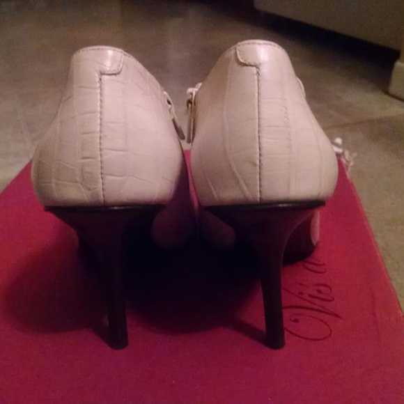 VIS A VIE "Alannis" Shoe Boot Bootie ~ Bone Croco - Picture 6 of 8